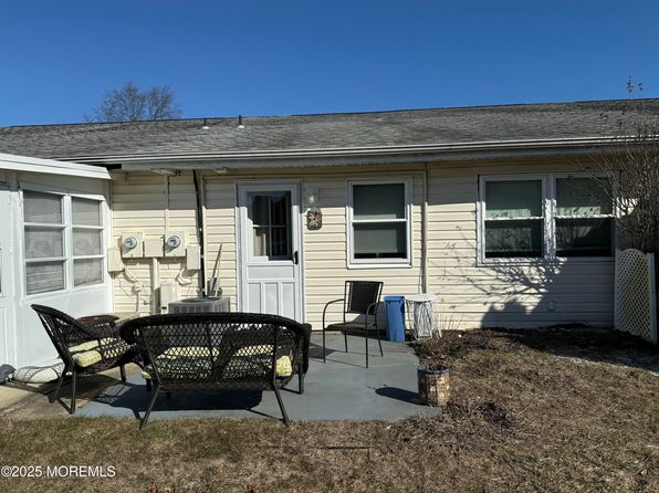 9 River Lane UNIT 135, Brick, NJ 08724