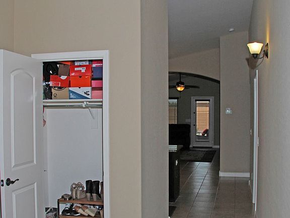 4th image of 40172 W Novak Ln