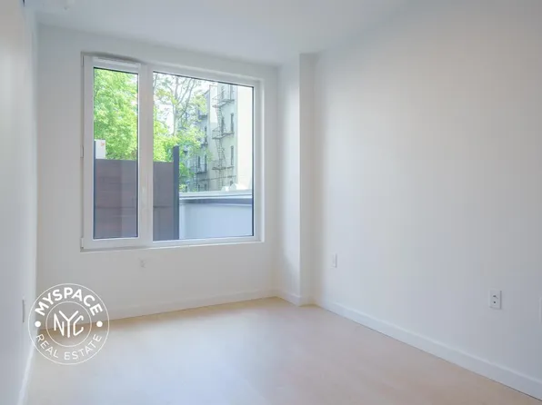 1499 Bedford Avenue image 9 of 46