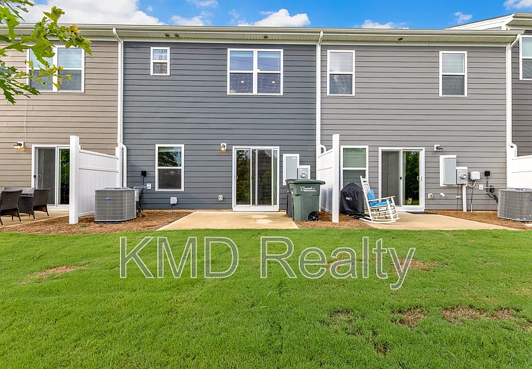 2777 Yeager Dr — Photo 23