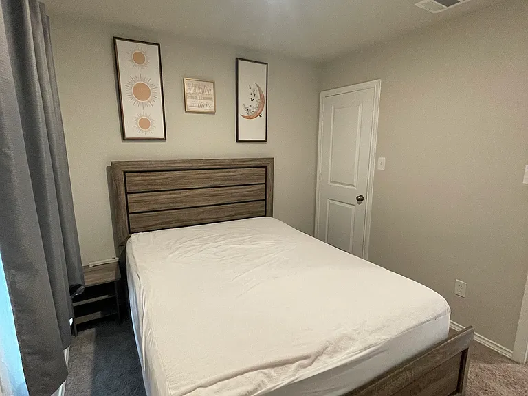 2 Bedroom