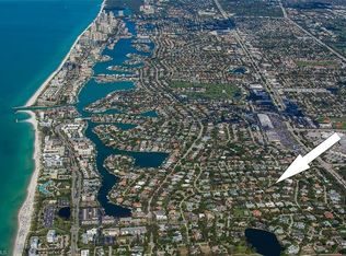 670 Murex Dr, Naples, FL 34102