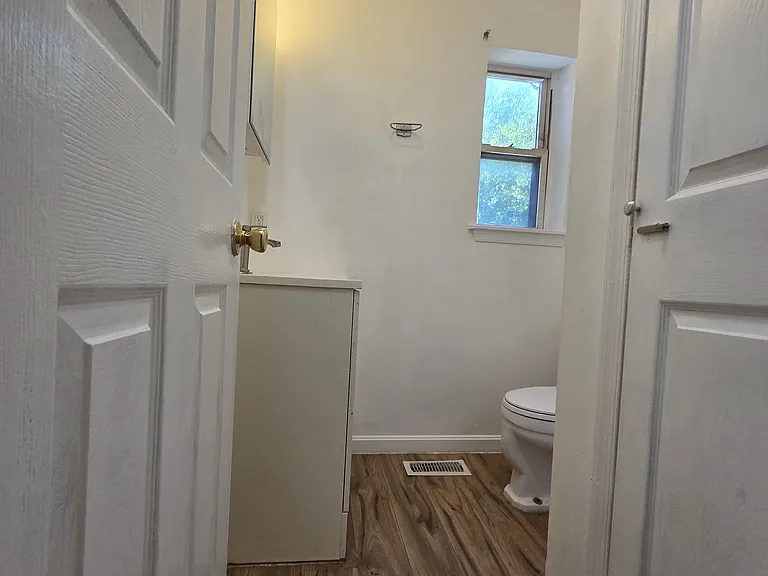 3421 6th St #1 — Photo 2