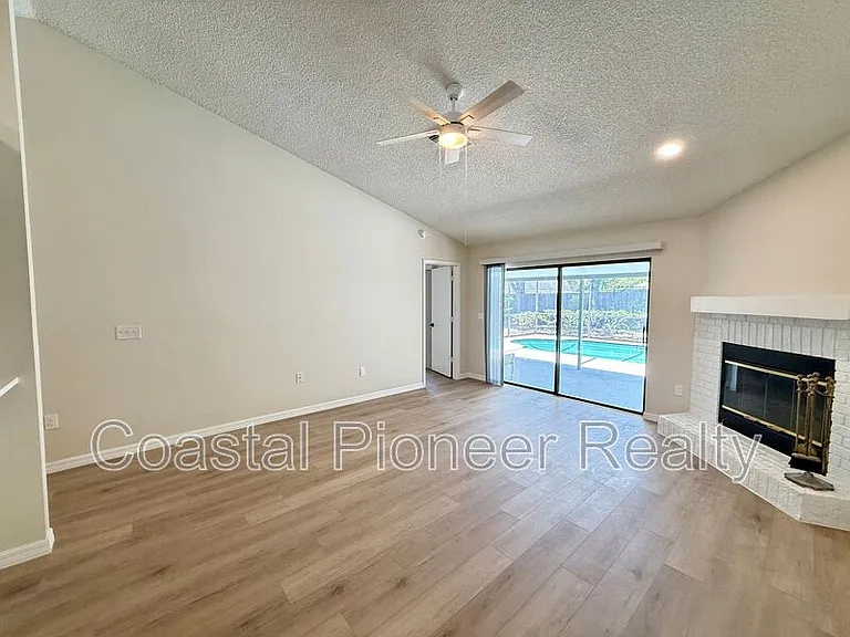 8774 Huntfield St — Photo 6