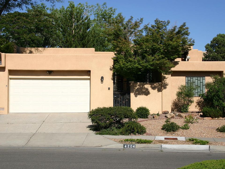1st image of 4204 Marla Dr NE
