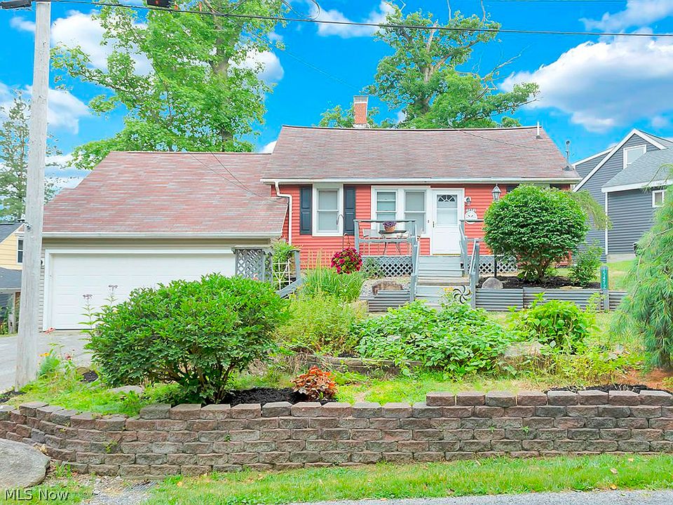1st image of 15472 Lakeshore Dr