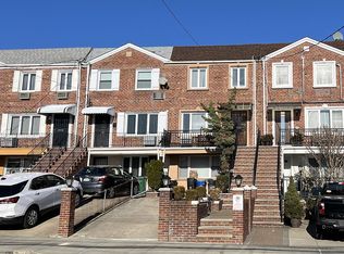 61-35 64th St, Middle Village, NY