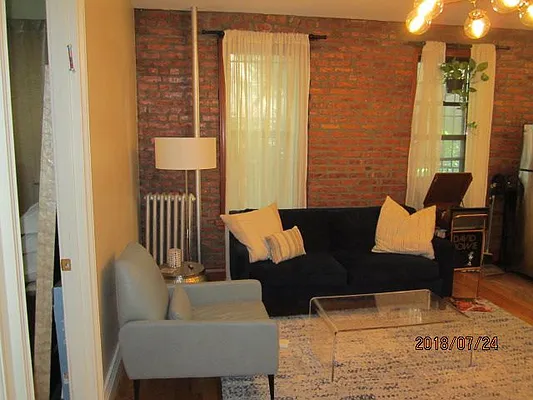 Rented by David W Realty Inc | media 15