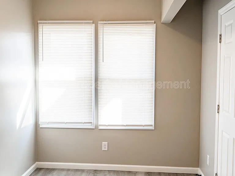 2453 E 5th Ave #2 — Photo 13