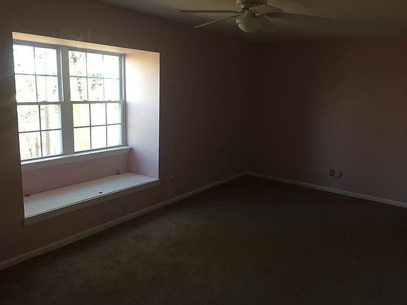 4th image of 7820 Stonehenge Dr