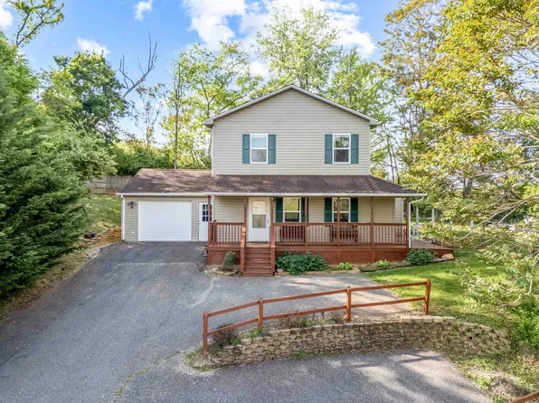 209 Forest Ave, Radford, VA 24141