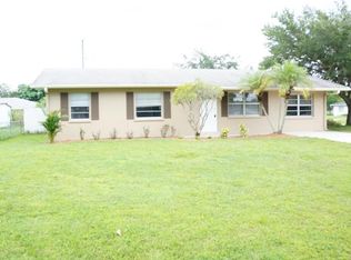 6433 Alpine Cir, Bradenton, FL 34208