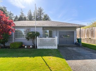 1465 N 14th St, Coos Bay, OR 97420