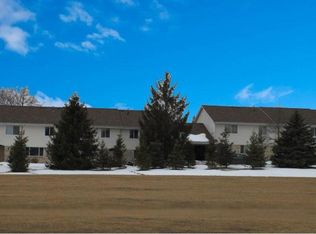 229 James St APT 7, Slinger, WI 53086