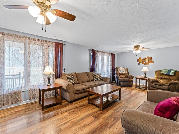 3rd image of 1771 N County Road 0