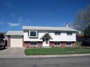 4720 Windmill Rd, Cheyenne, WY 82009