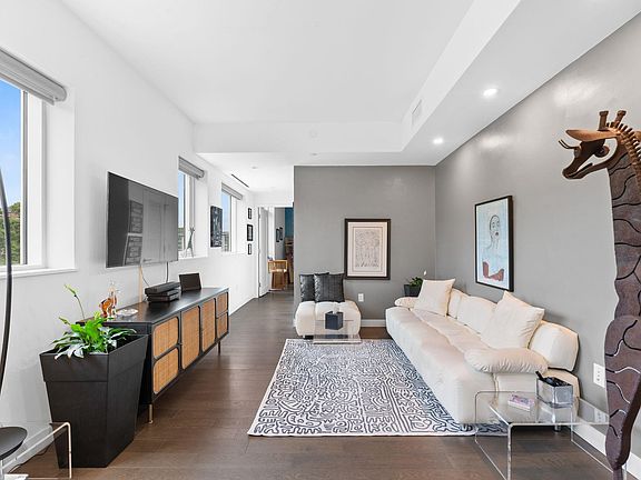 4th image of 800 Avenue At Port Imperial APT 813