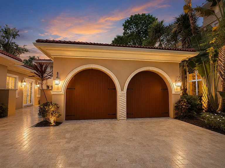 11209 Orange Hibiscus Ln — Photo 19