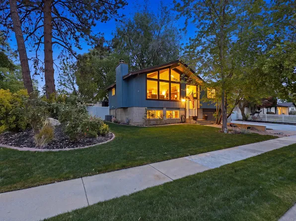 9107 S Peach Blossom Dr, Sandy, UT 84094