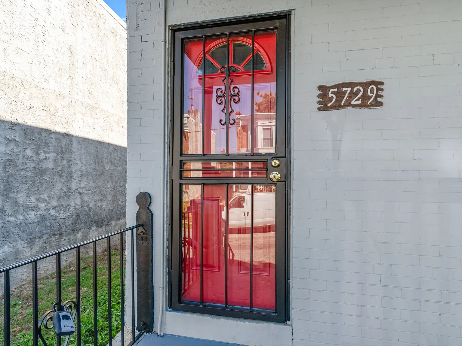 3 bed, 1235 sqft, $2,000 — Photo 4