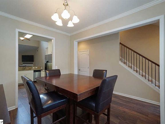 5th image of 611 Mount Sinai Ln