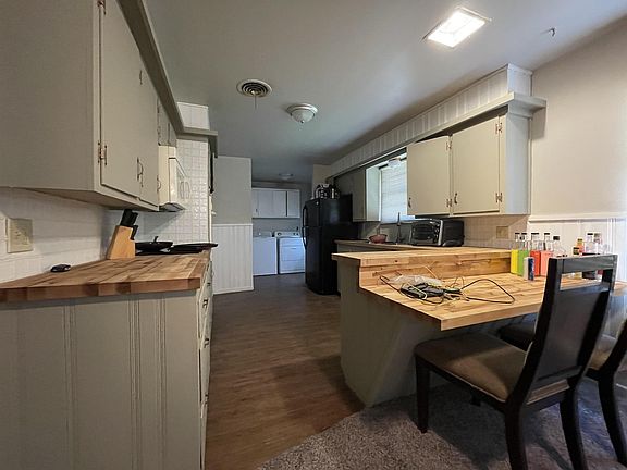 3rd image of 4930 17th St