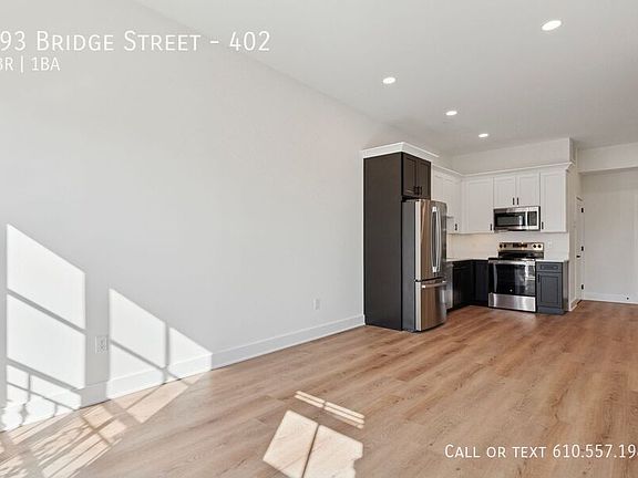 3rd image of 193 Bridge St #402