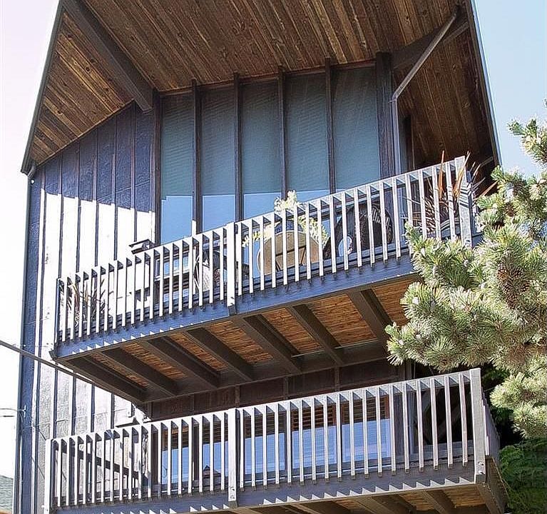 1st image of 219 States St
