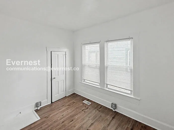 1515 36th Pl N — Photo 11