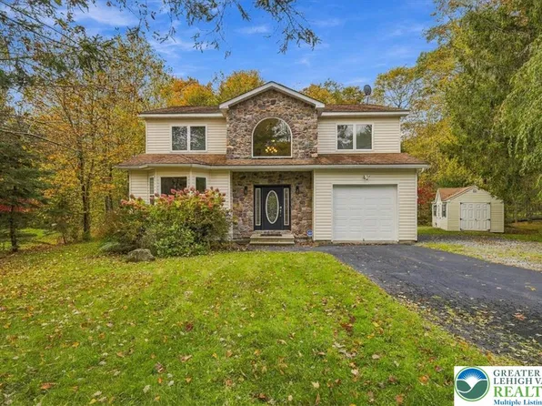 4115 Rosetree Cir, Tobyhanna, PA 18466