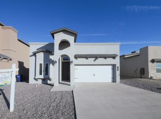 913 Ada Ln, El Paso, TX 79932