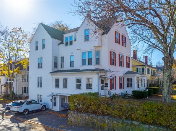 50  W Main, Westborough, MA 01581