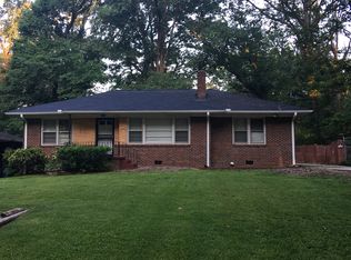 2425 Harwood Dr, East Pt, GA 30344