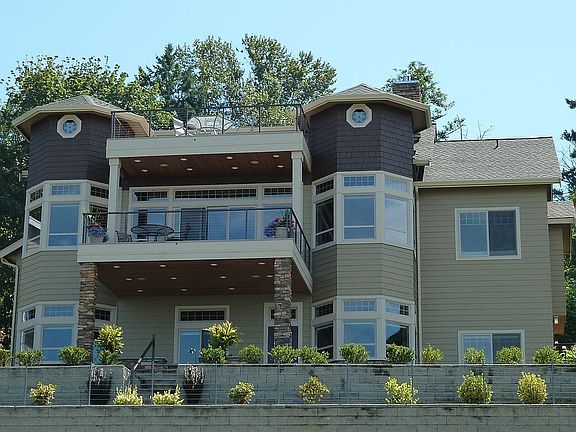 2nd image of 2309 Sunnyside Heights Dr