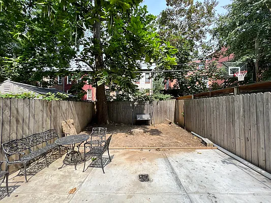 Rented by Massada Home Sales Inc | media 23