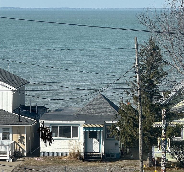1st image of 251 S Shore Dr