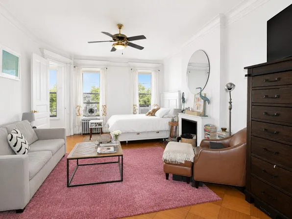 29 West 76th Street image 1 of 8