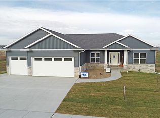 4294 Hastings Dr, Marion, IA 52302