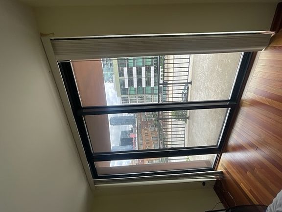 3rd image of 330 N Jefferson St #50