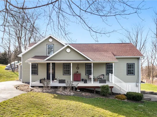 5079 Corporal Welch Rd, Syracuse, NY 13215