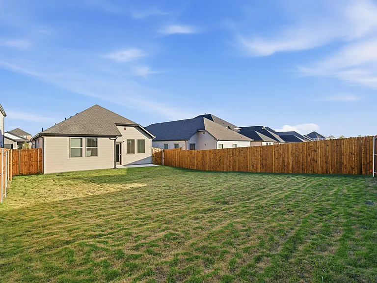 3912 Sandstone Dr — Photo 24