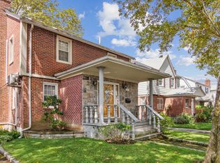 7546 177th St, Fresh Meadows, NY 11366