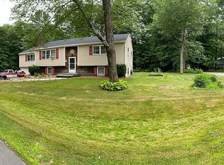 1 Thomas Ave, Topsham, ME 04086