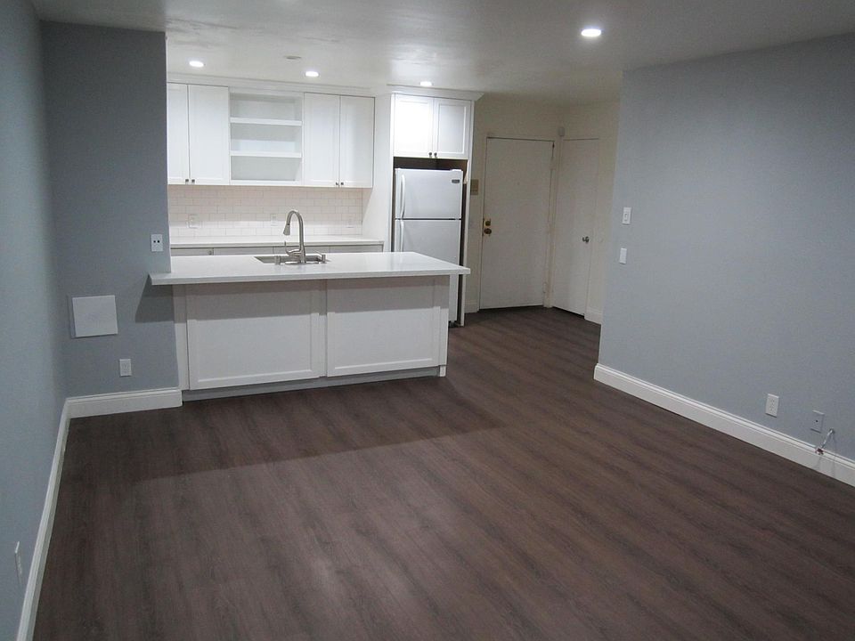 1st image of 20234 Cantara St Unit 123