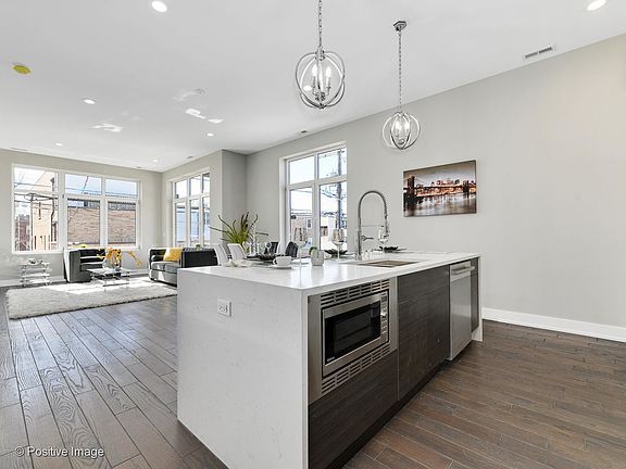 5th image of 2341 W Chicago Ave #4F