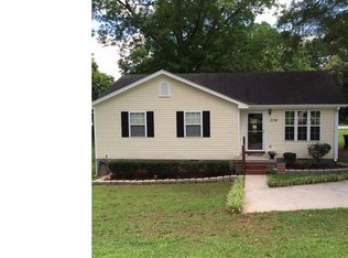 324 Lagrange St, Grantville, GA 30220