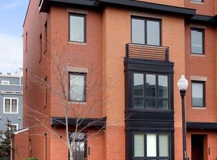 1306 Main Line Blvd, Alexandria, VA 22301
