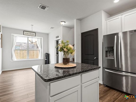 5th image of 5101 Azura Way
