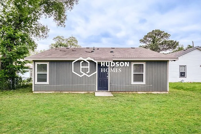 2829 Oakdale St — Photo 12