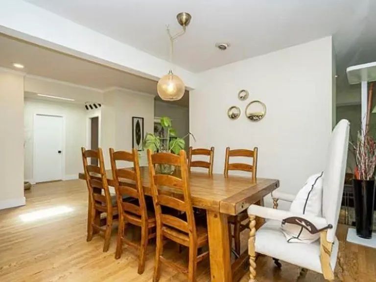 3841 Bayridge Ave — Photo 6